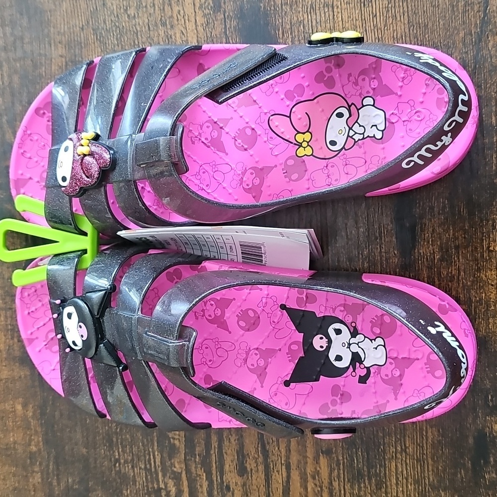 Hello Kitty Kuromi & My Melody Pink Juniors Sz j2 Sandals NWT - Picture 5 of 9